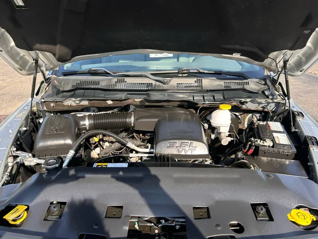 SEMINUEVOS RAM 1500 Classic a Estados en autogozo