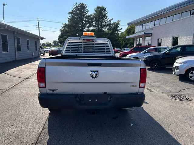 SEMINUEVOS RAM 1500 Classic a Estados en autogozo