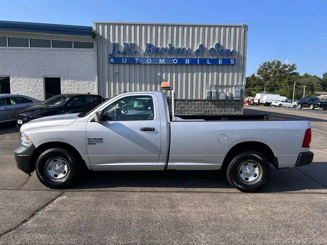 SEMINUEVOS RAM 1500 Classic a Estados en autogozo