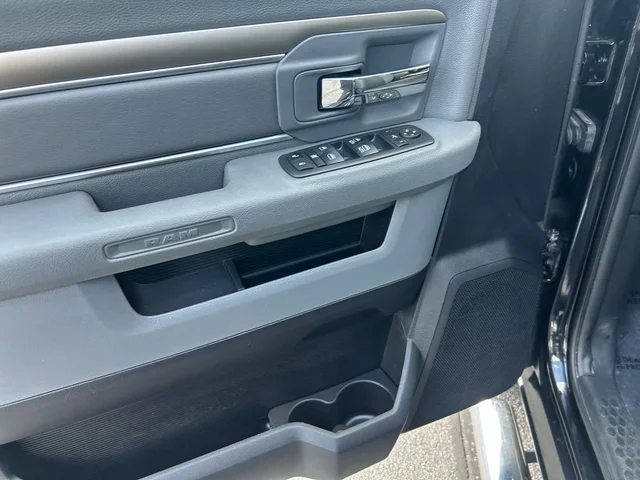 SEMINUEVOS RAM 1500 a Estados en autogozo
