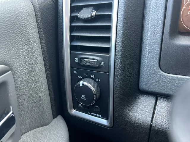 SEMINUEVOS RAM 1500 a Estados en autogozo