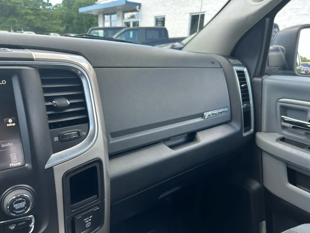SEMINUEVOS RAM 1500 a Estados en autogozo