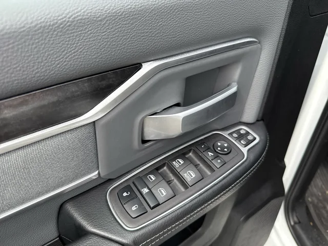 SEMINUEVOS RAM 2500 at Matthews in Liberty Buick GMC