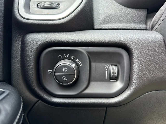 SEMINUEVOS RAM 2500 at Matthews in Liberty Buick GMC