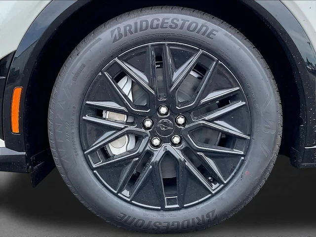 Nuevos FORD MUSTANG MACH-E à Estados chez autogozo