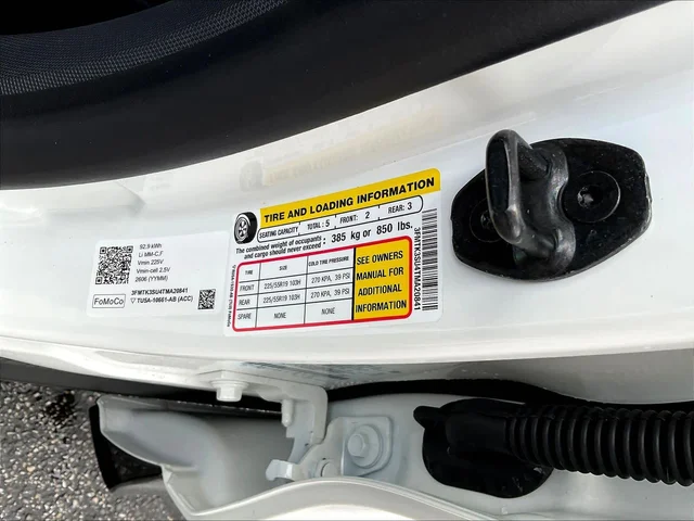 Nuevos FORD MUSTANG MACH-E à Estados chez autogozo
