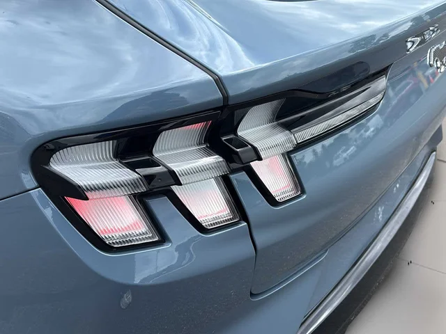 SEMINUEVOS FORD Mustang Mach-E a Estados en autogozo