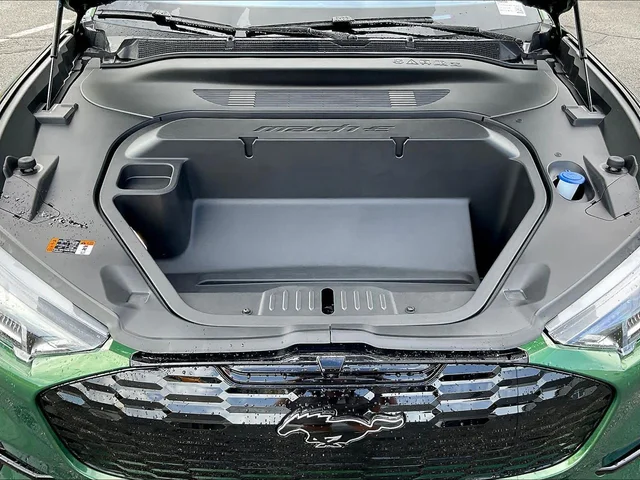 Nuevos FORD MUSTANG MACH-E à Estados chez autogozo