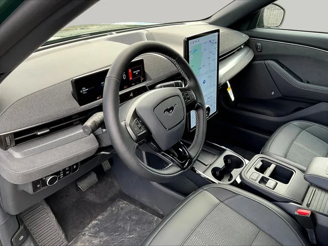 Nuevos FORD MUSTANG MACH-E à Estados chez autogozo