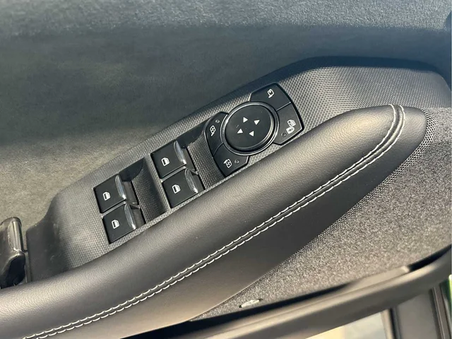 Nuevos FORD MUSTANG MACH-E à Estados chez autogozo
