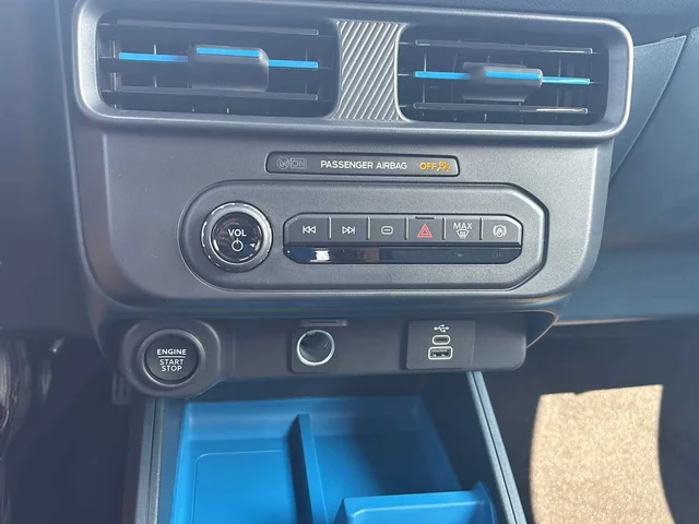 Nuevos FORD MAVERICK à Estados chez autogozo