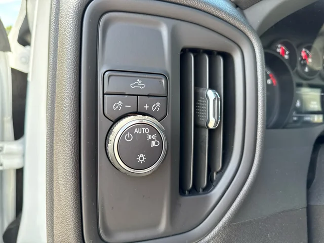 SEMINUEVOS CHEVROLET Silverado 1500 at Matthews in Liberty Buick GMC