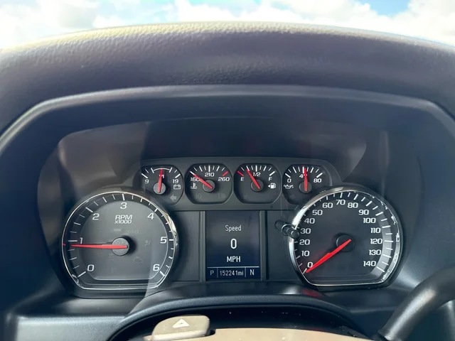 SEMINUEVOS CHEVROLET Silverado 1500 at Matthews in Liberty Buick GMC