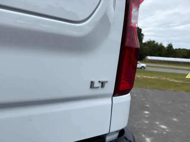 SEMINUEVOS CHEVROLET Silverado 1500 at Matthews in Liberty Buick GMC