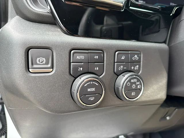 SEMINUEVOS CHEVROLET Silverado 1500 at Matthews in Liberty Buick GMC