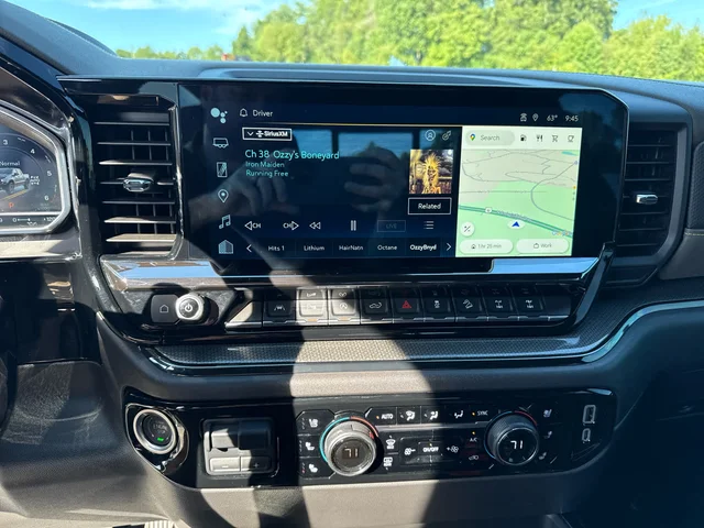 SEMINUEVOS CHEVROLET Silverado 1500 at Matthews in Liberty Buick GMC