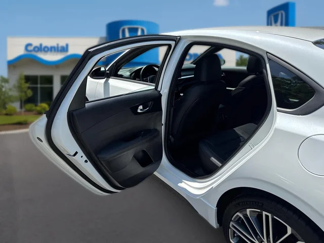 SEMINUEVOS KIA Forte a Estados en autogozo