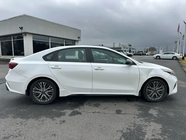 SEMINUEVOS KIA Forte at Mount Airy in Mount Airy Chrysler Dodge Jeep Ram Fiat