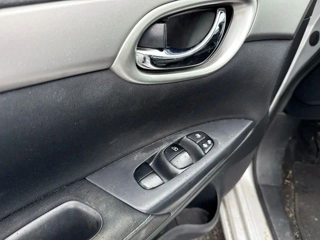 SEMINUEVOS NISSAN Sentra at Matthews in Liberty Buick GMC