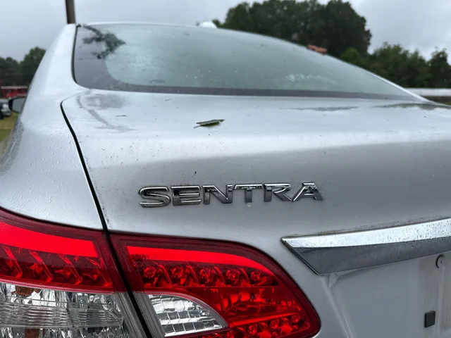 SEMINUEVOS NISSAN Sentra at Matthews in Liberty Buick GMC