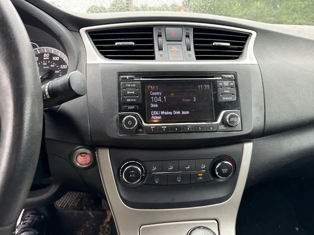 SEMINUEVOS NISSAN Sentra at Matthews in Liberty Buick GMC