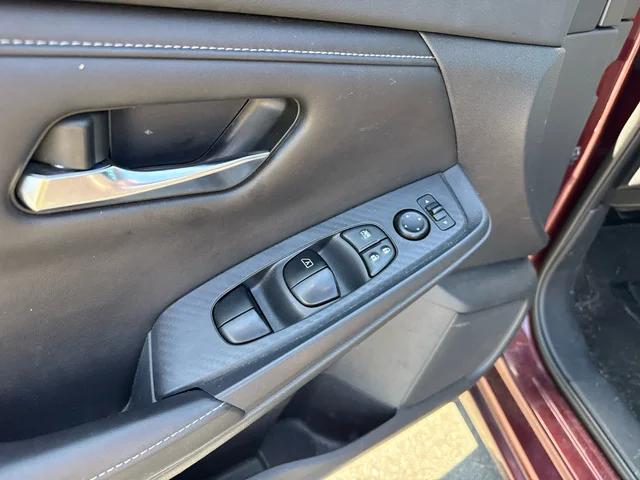 SEMINUEVOS NISSAN Sentra at Matthews in Liberty Buick GMC