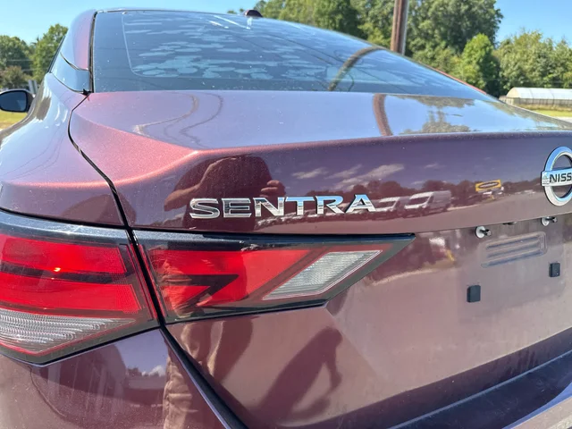 SEMINUEVOS NISSAN Sentra at Matthews in Liberty Buick GMC