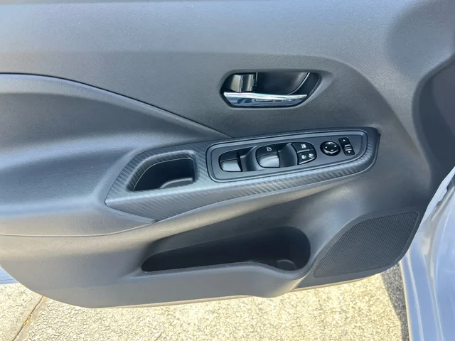 SEMINUEVOS NISSAN Versa a Estados en autogozo