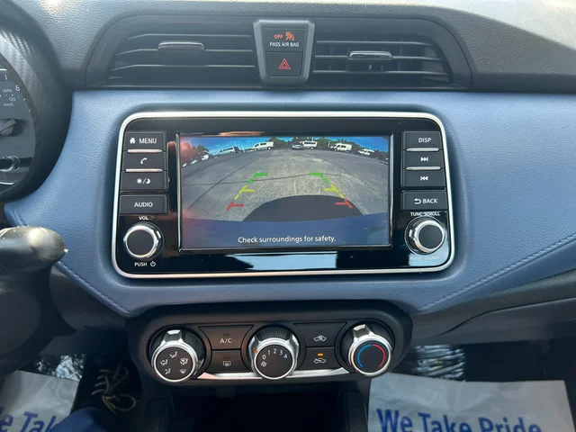 SEMINUEVOS NISSAN Versa a Estados en autogozo
