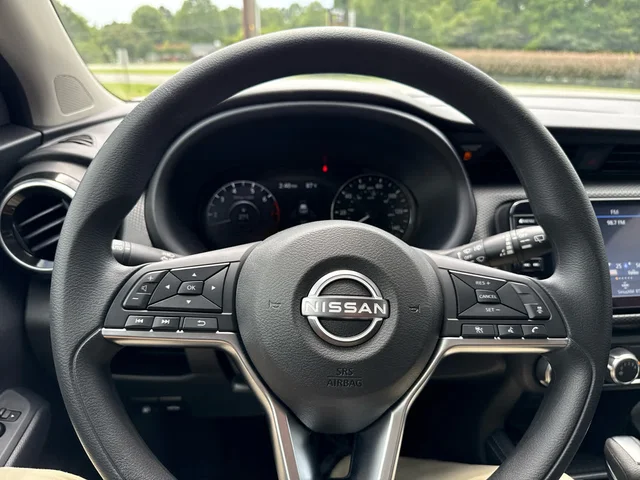 SEMINUEVOS NISSAN Kicks at Matthews in Liberty Buick GMC