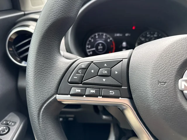 SEMINUEVOS NISSAN Kicks at Matthews in Liberty Buick GMC