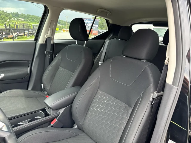 SEMINUEVOS NISSAN Kicks at Matthews in Liberty Buick GMC