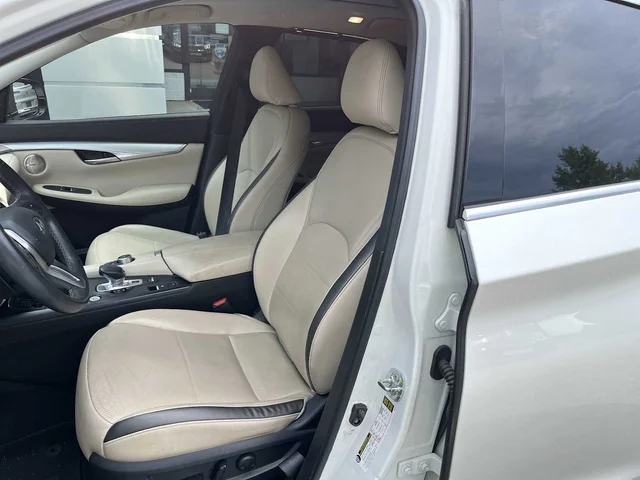 SEMINUEVOS INFINITI QX50 at Mt Airy in Mount Airy Toyota
