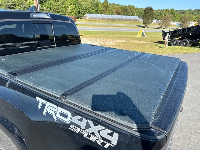 SEMINUEVOS TOYOTA Tacoma at Matthews in Liberty Buick GMC