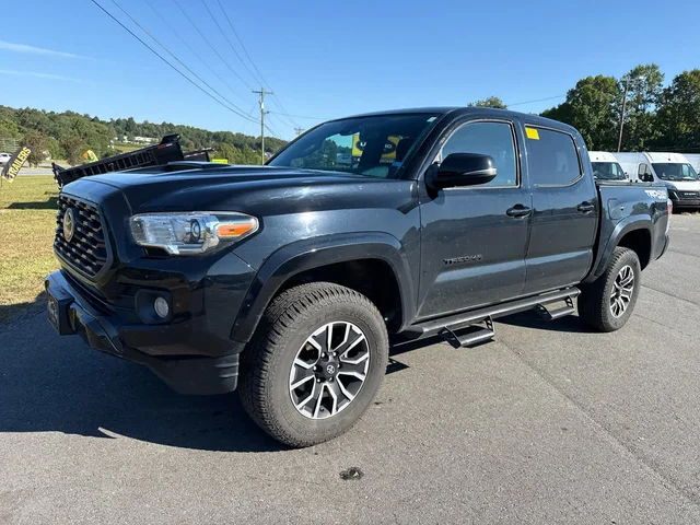 SEMINUEVOS TOYOTA Tacoma at Matthews in Liberty Buick GMC