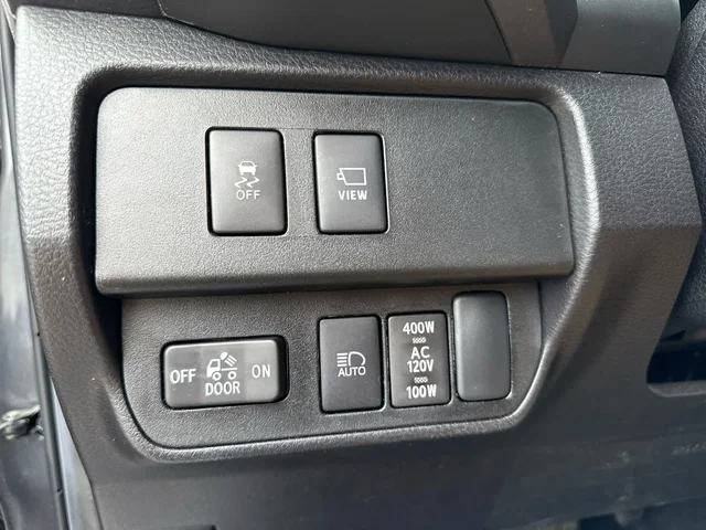 SEMINUEVOS TOYOTA Tacoma at Matthews in Liberty Buick GMC