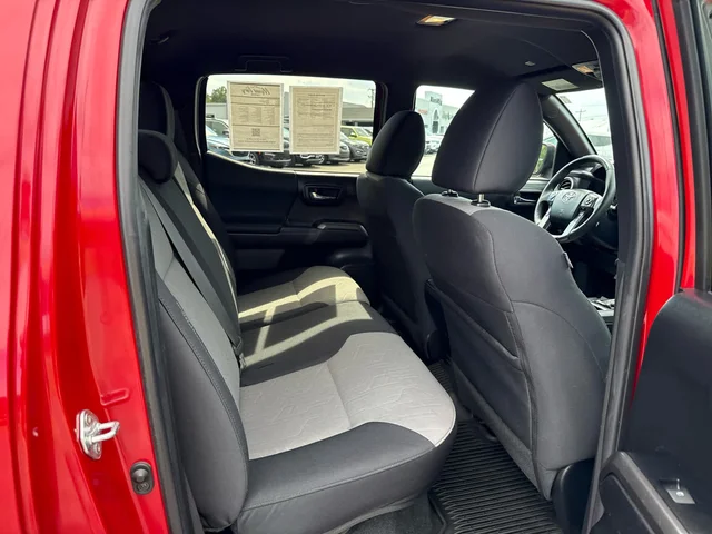 SEMINUEVOS TOYOTA Tacoma at Matthews in Liberty Buick GMC