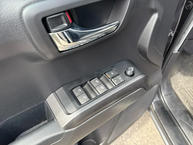 SEMINUEVOS TOYOTA Tacoma at Matthews in Liberty Buick GMC