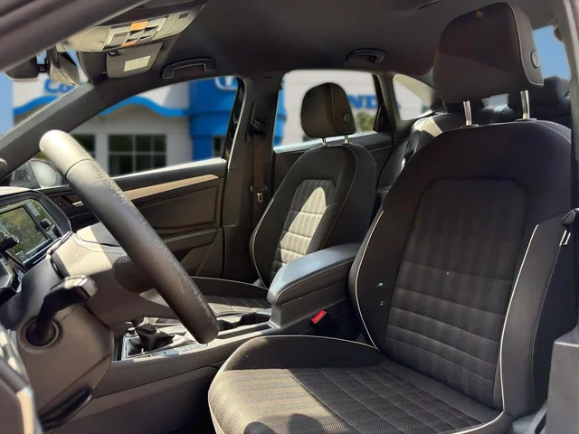 SEMINUEVOS VOLKSWAGEN Jetta a Estados en autogozo