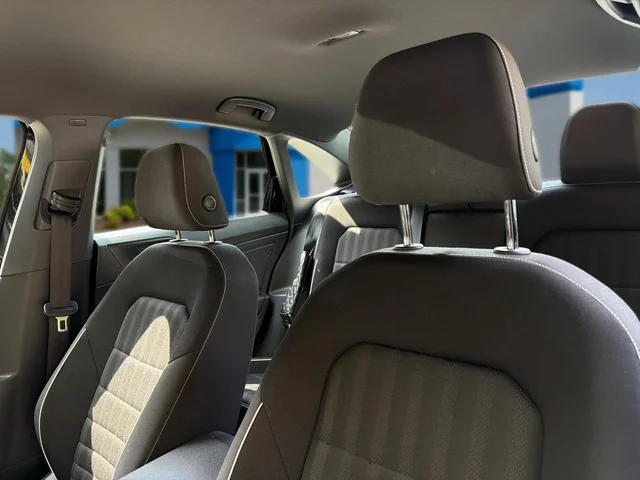 SEMINUEVOS VOLKSWAGEN Jetta a Estados en autogozo