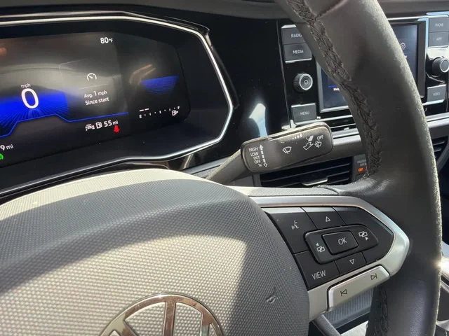 SEMINUEVOS VOLKSWAGEN Jetta a Estados en autogozo