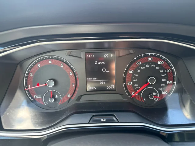 SEMINUEVOS VOLKSWAGEN Jetta a Estados en autogozo