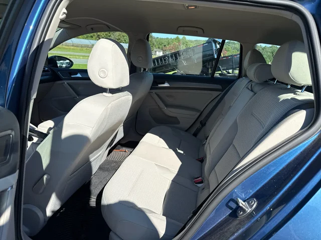 SEMINUEVOS VOLKSWAGEN Golf SportWagen at Matthews in Liberty Buick GMC