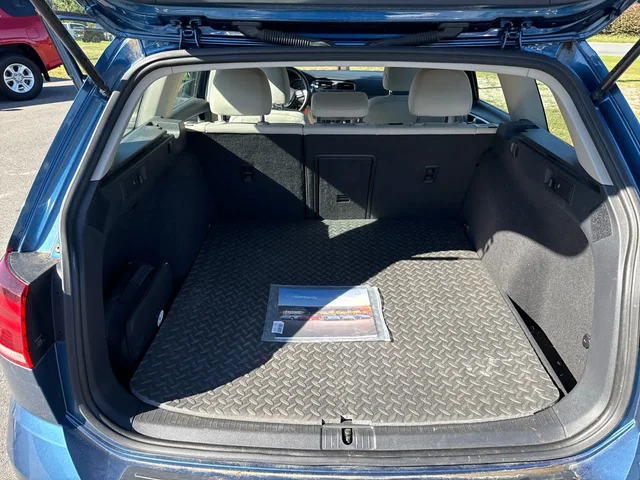 SEMINUEVOS VOLKSWAGEN Golf SportWagen at Matthews in Liberty Buick GMC