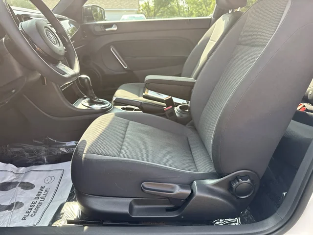 SEMINUEVOS VOLKSWAGEN Beetle a Estados en autogozo