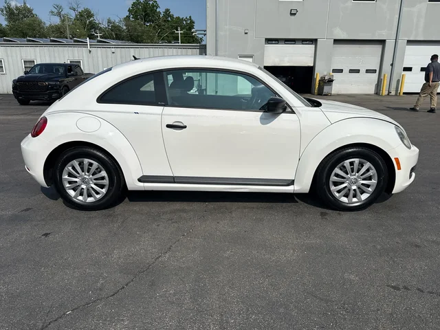 SEMINUEVOS VOLKSWAGEN Beetle a Estados en autogozo