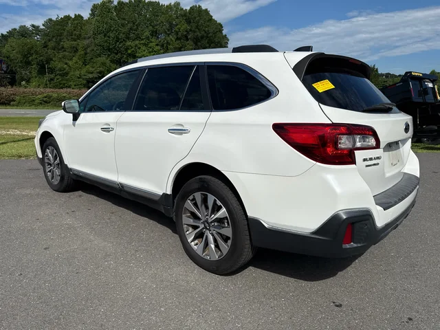 SEMINUEVOS SUBARU Outback at Mount Airy in Mount Airy Chrysler Dodge Jeep Ram Fiat