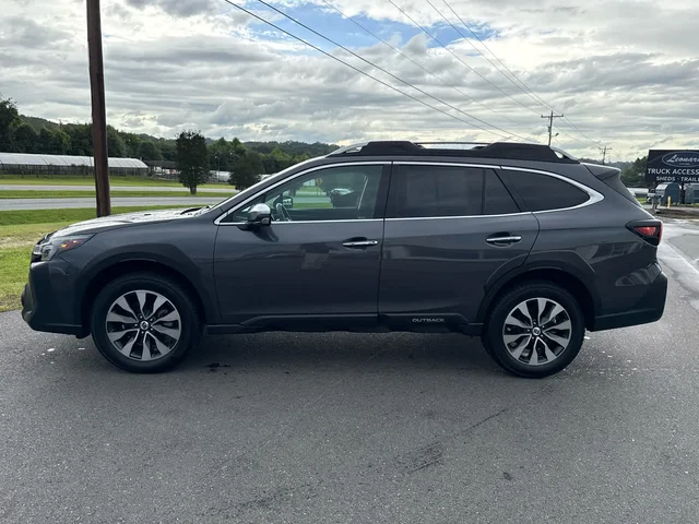 SEMINUEVOS SUBARU Outback at Mt Airy in Mount Airy Toyota
