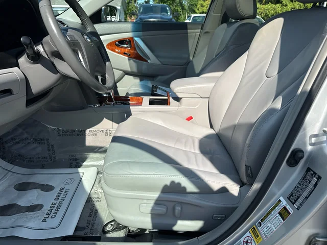 SEMINUEVOS TOYOTA Camry Hybrid a Estados en autogozo