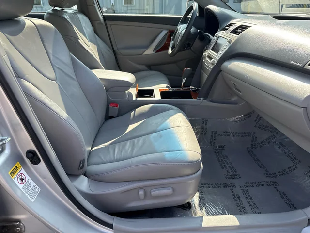 SEMINUEVOS TOYOTA Camry Hybrid a Estados en autogozo